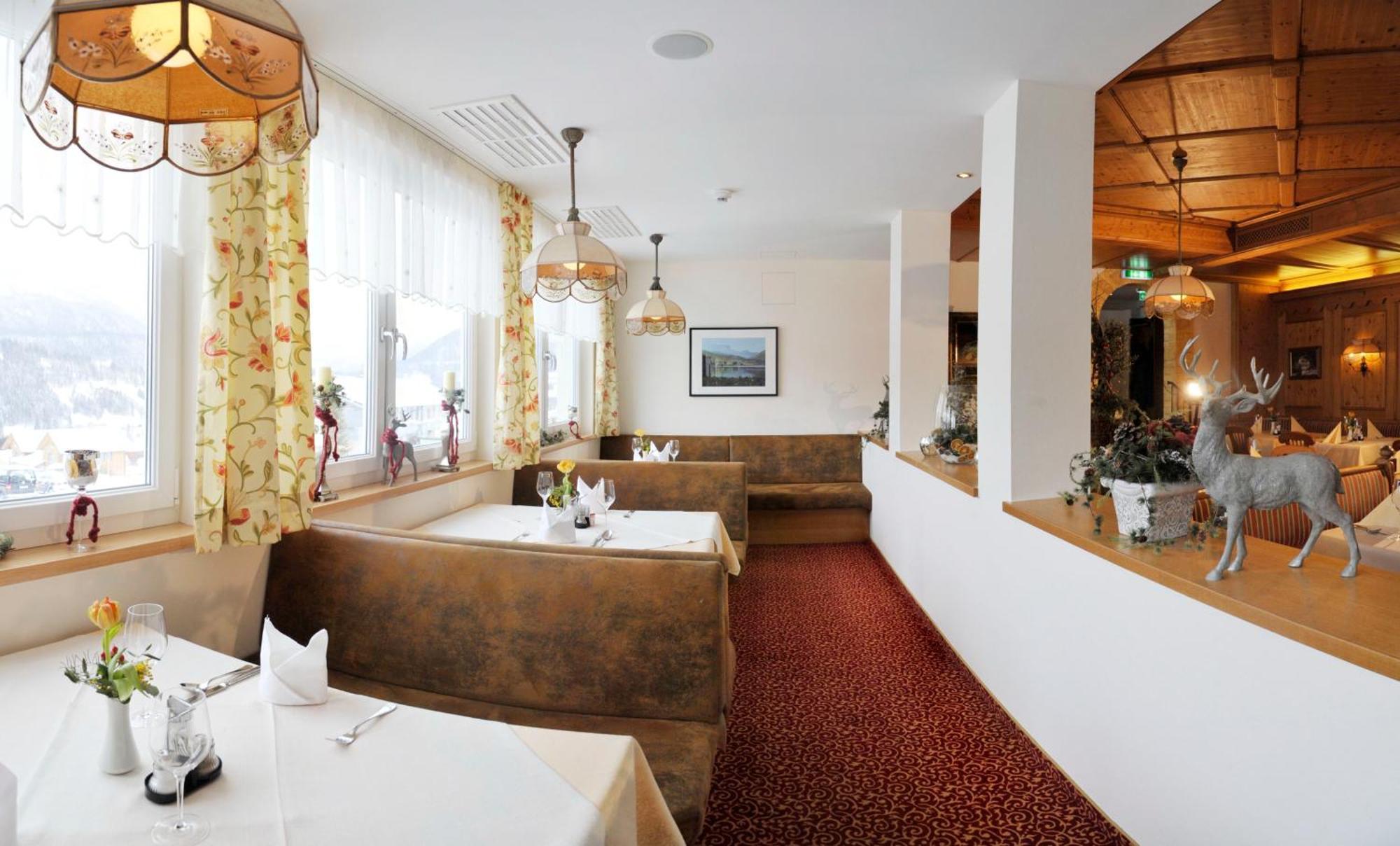 Panoramahotel Guertl Гаус-ім-Енншталь Екстер'єр фото
